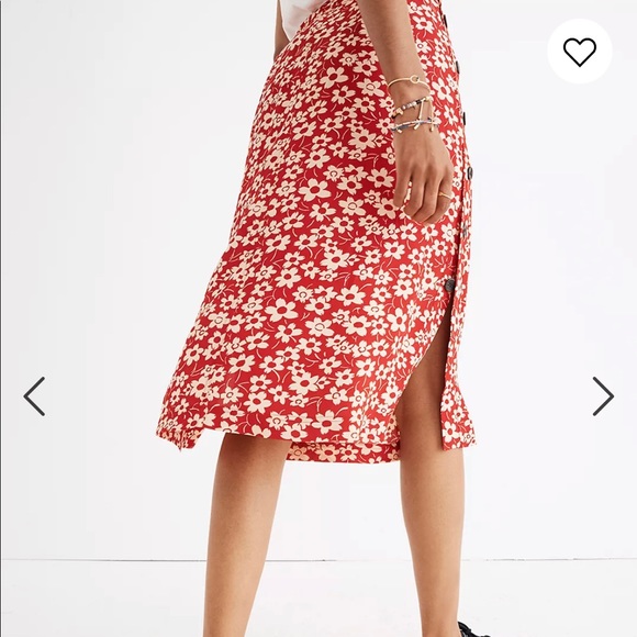 Madewell Side-Button Skirt in Full Bloom - Picture 2 of 3
